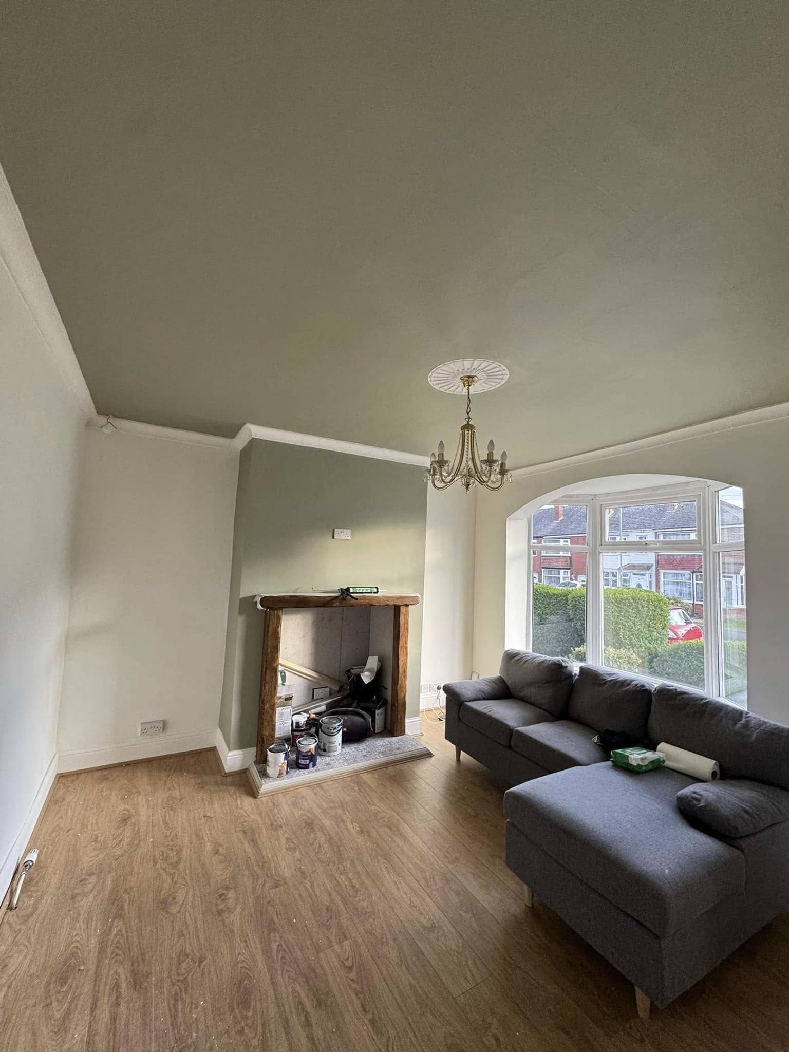 Detailed cutting-in work by Rudheath decorators